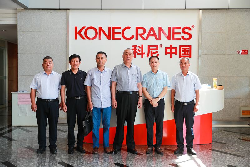 強強聯(lián)合！河南礦山黨委書記崔培軍與玉昆鋼鐵等進行洽談